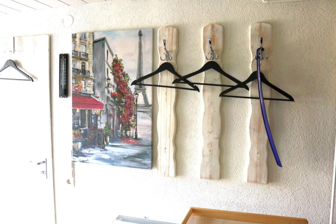 Ferienwohnung Am Kocher-Jagst Radweg Neuenstadt am Kocher Esterno foto
